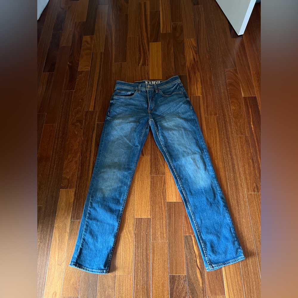 Devil Dog Dungarees Men’s Athletic Stretch jeans sz 30/32 in medium wash